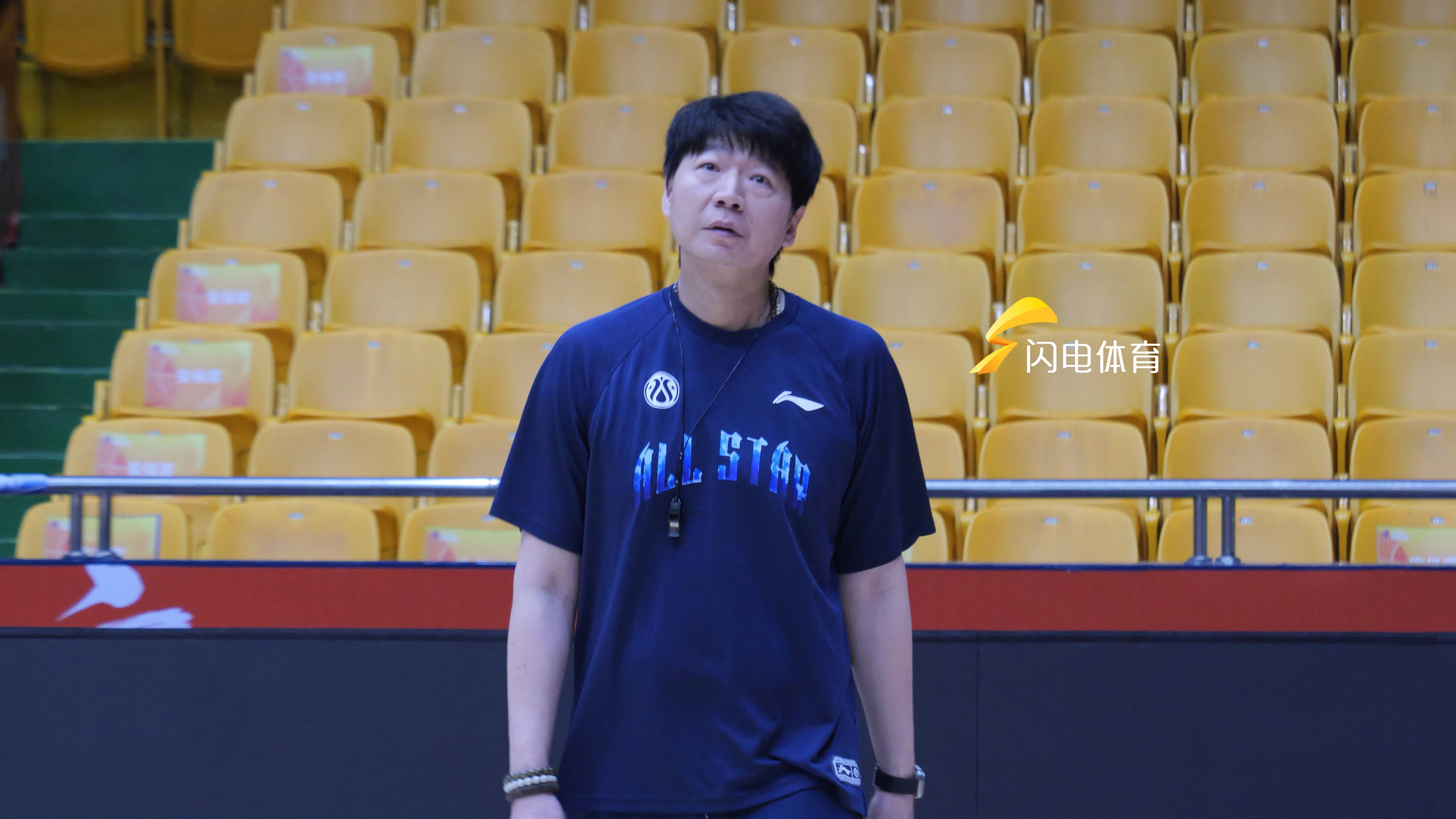星空体育登录入口-山东高速男篮止步八强，邱彪赛后向球迷致歉